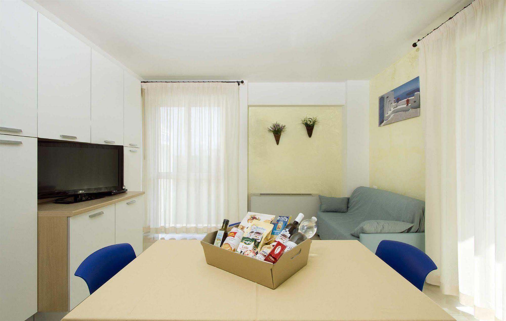Residence I Delfini Cupra Marittima Buitenkant foto