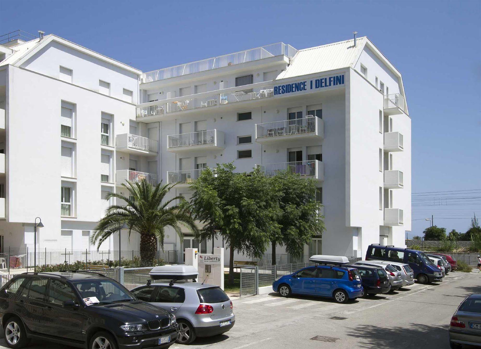 Residence I Delfini Cupra Marittima Buitenkant foto