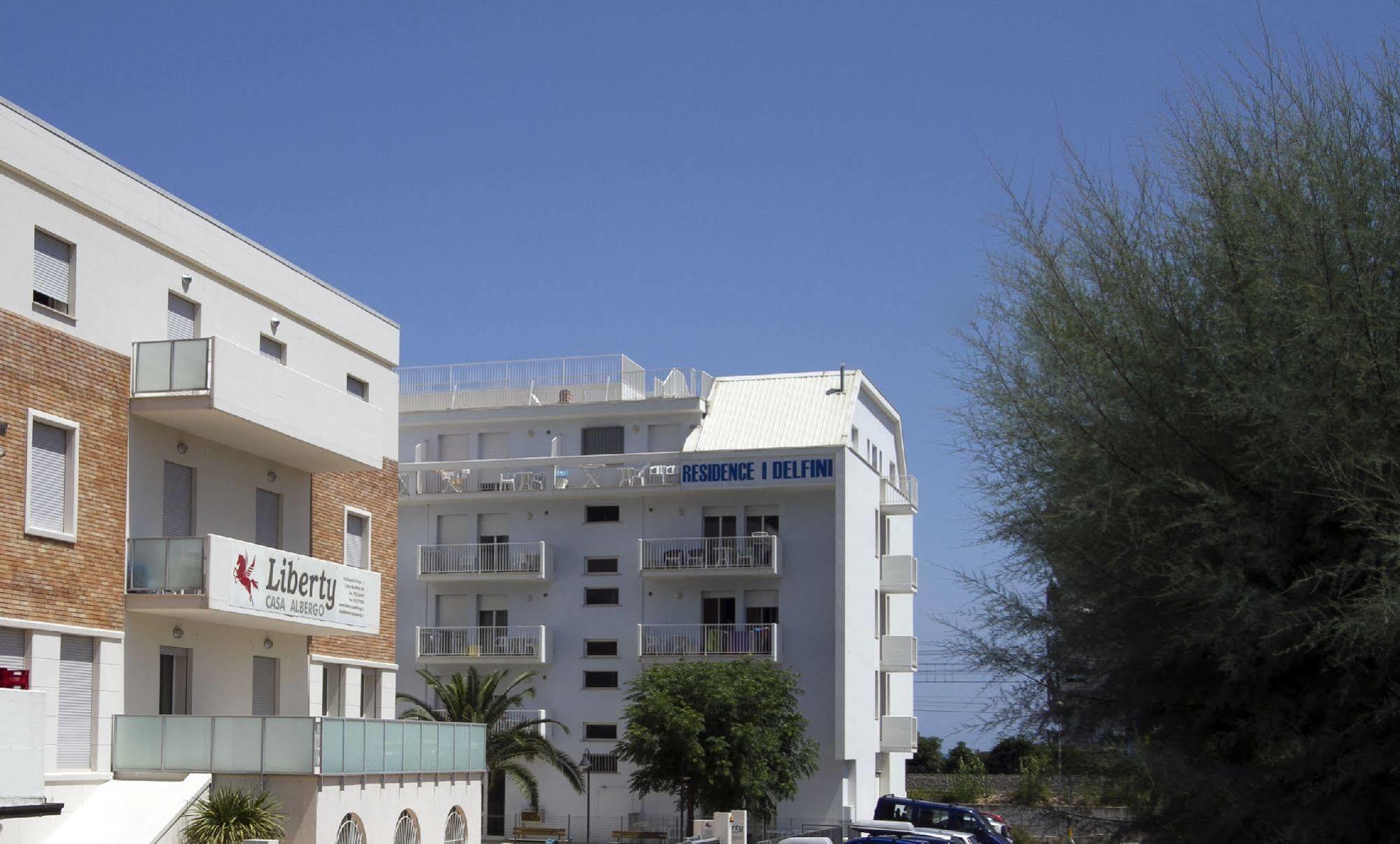 Residence I Delfini Cupra Marittima Buitenkant foto