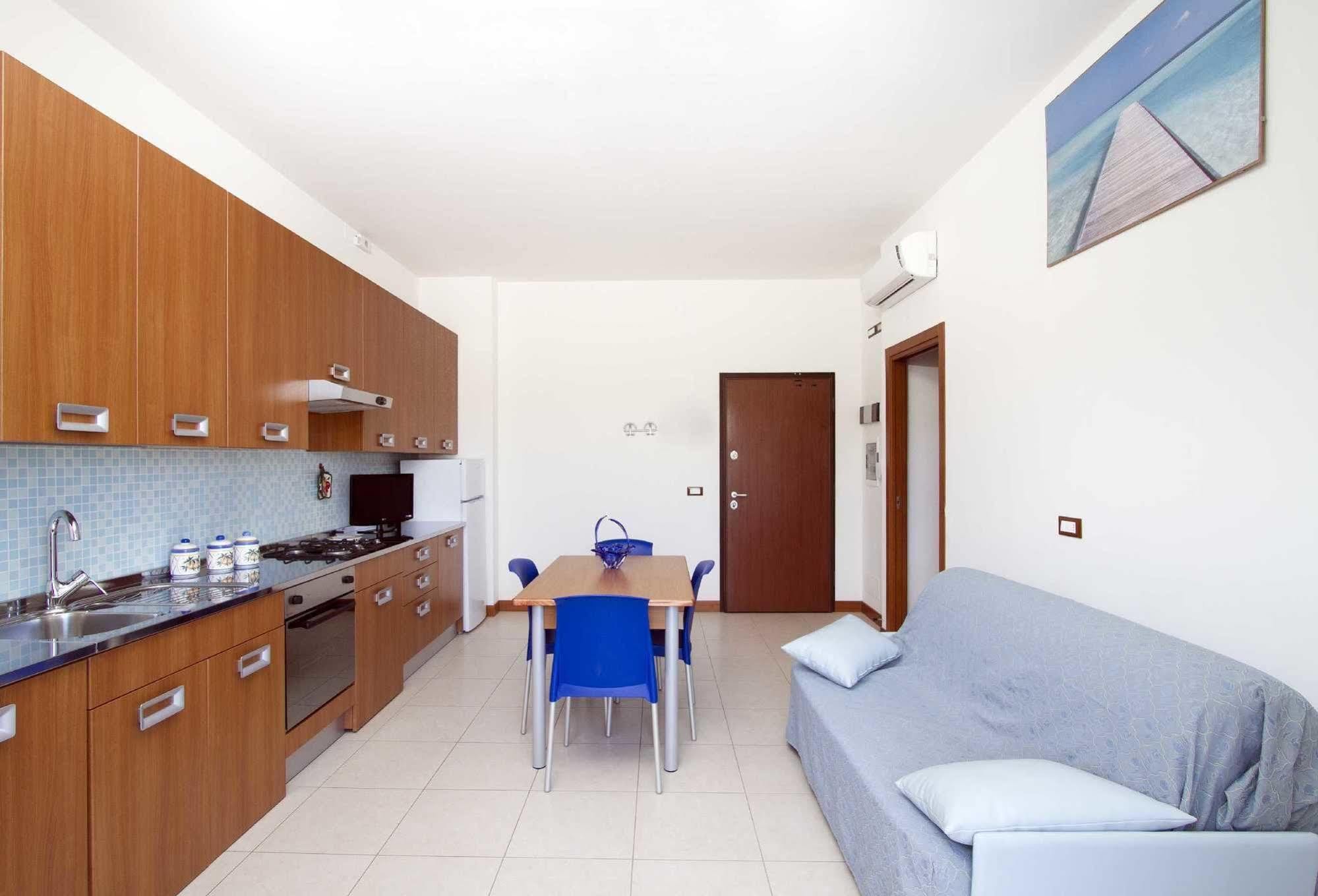 Residence I Delfini Cupra Marittima Buitenkant foto